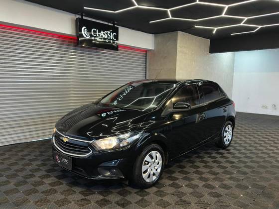 CHEVROLET ONIX 1.4 MPFI LT 8V FLEX 4P AUTOMÁTICO CHEVROLET ONIX 1.4 MPFI LT 8V FLEX 4P AUTOMÁTICO